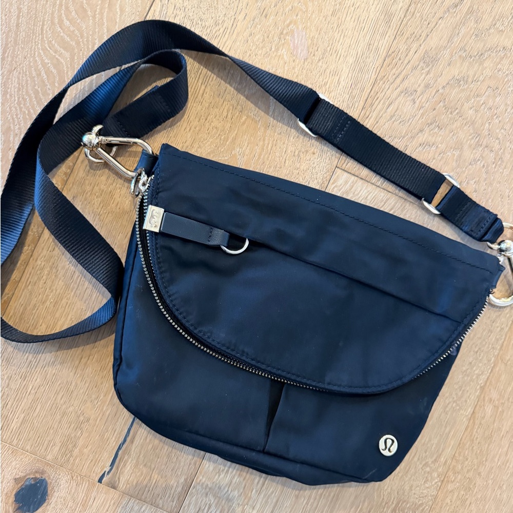 Lululemon All Night Festival Bag